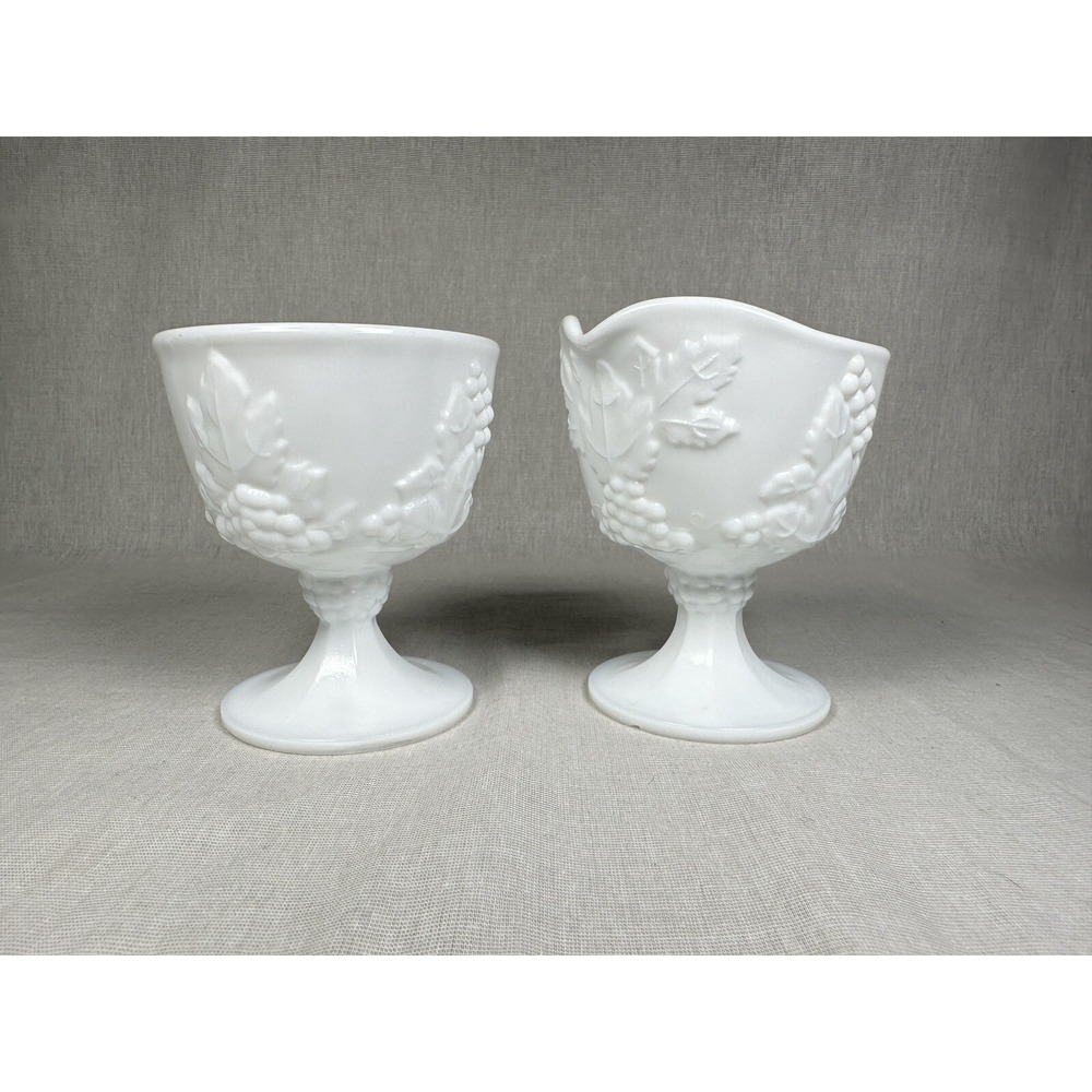 VTG Indiana Milk Glass Colony Harvest Grapes Cream and Sugar Set Mint Condition - Picture 3 of 6